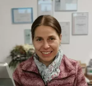 Iris Gunzenhauser – Pet Advice Ernährung für den Hund bei Krankheit und Darm Problemen in der Region Esslingen
